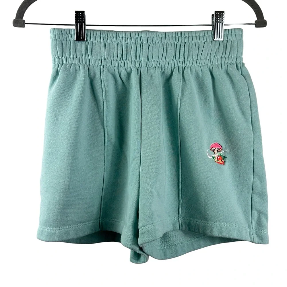 Nike DM7974-382 Women's Sportswear Fleece Shorts Standard Fit Mint Blue SM